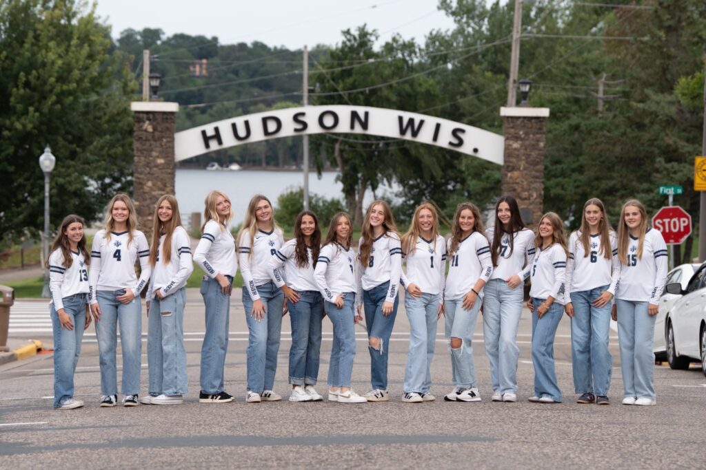 HS Volleyball-9/11: Menomonie vs Hudson – 7pm Start